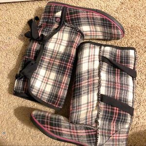 Plaid Flat Boots